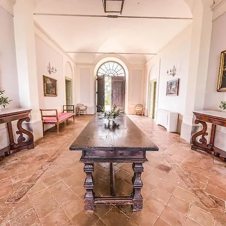 Prestigious Manor With Pool, Air Conditioning וילה *