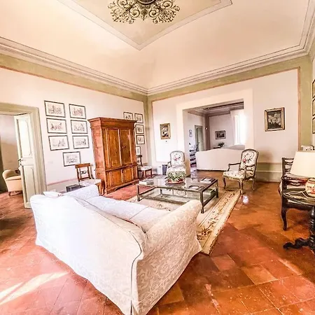 Prestigious Manor With Pool, Air Conditioning Вилла
