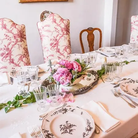 Вилла Prestigious Manor With Pool, Air Conditioning