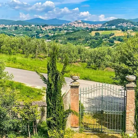 Prestigious Manor With Pool, Air Conditioning فيلة