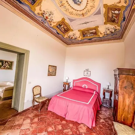 Prestigious Manor With Pool, Air Conditioning וילה
