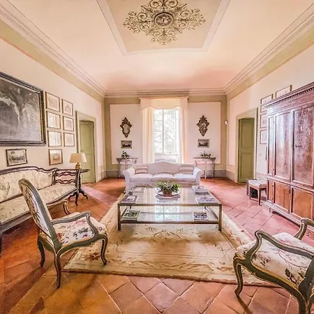 Prestigious Manor With Pool, Air Conditioning فيلة *